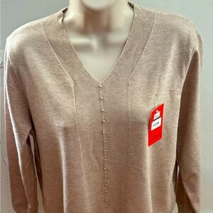 NWT beige pearl beading V-neck cottagecore sweater, size M boho coastal holiday